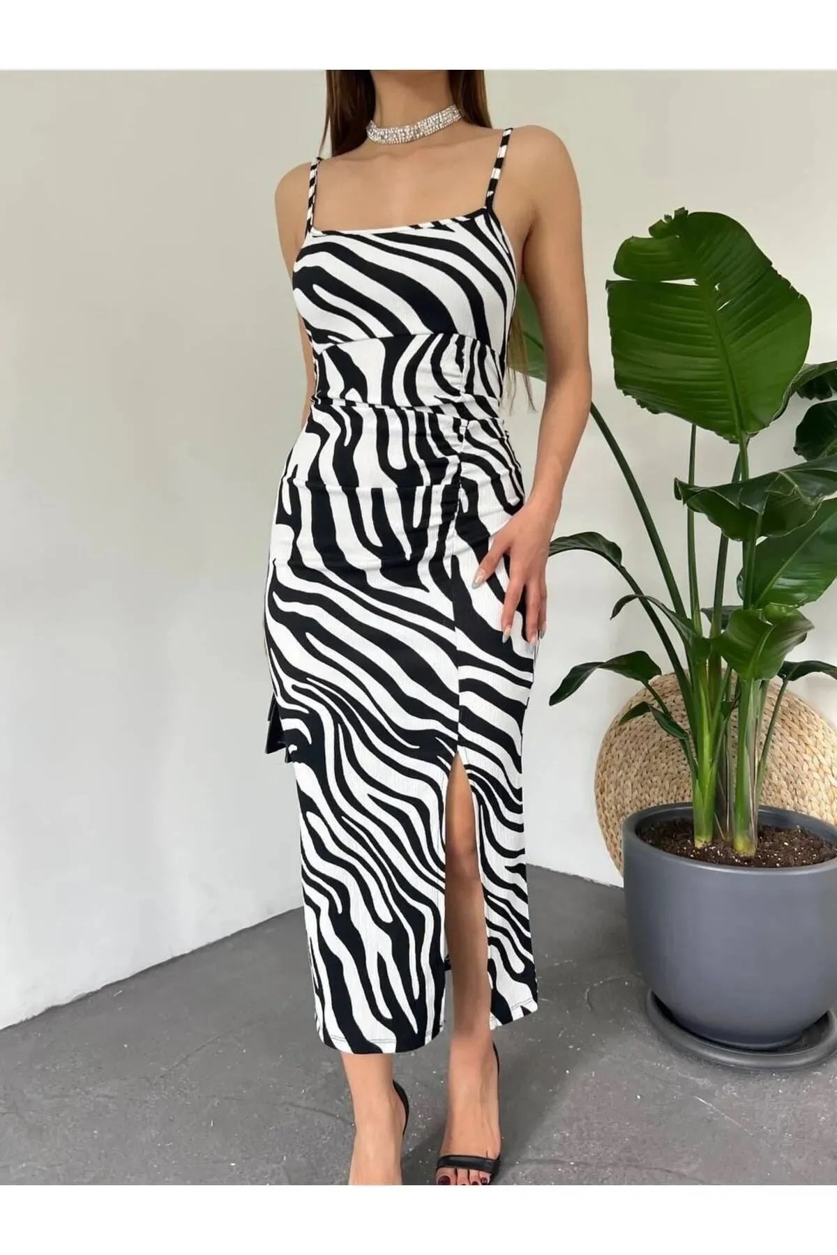 Zebra Desenli Askılı Derin Yırtmaçlı Bürümcük Yazlık Elbise